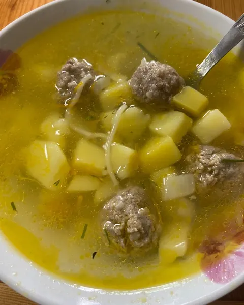 Meatball and Vermicelli Soup – An Easy Homemade Recipe