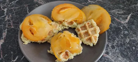 Crispy Egg-Free Zucchini Waffles with Parmesan and Garlic Sauce